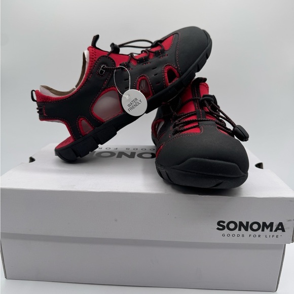 Sonoma Kids Red and Black Outdoor Shoes size 5 - Picture 2 of 6